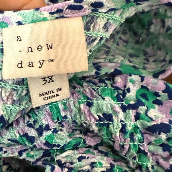 A New Day Maxi Dress Womens Size M Green Floral Smocked Pockets Boho Peasant 3X - Picture 6 of 8